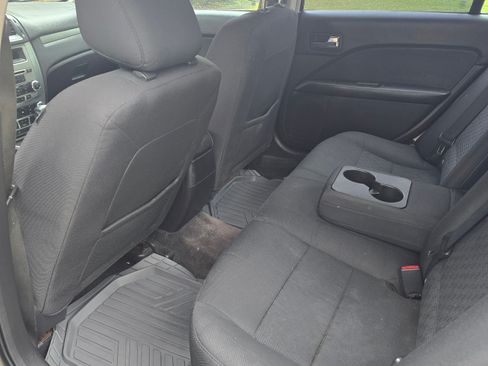 Used 2011 Ford Fusion SE image 8