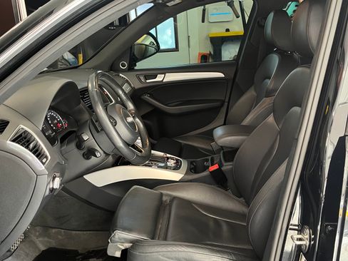 Used 2017 Audi Q5 2.0T Premium Plus w/ Technology Package image 9