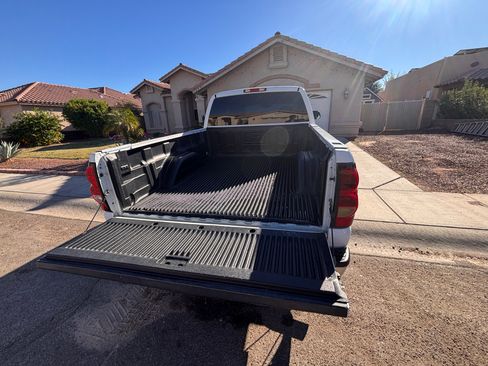 Used 2004 Chevrolet Silverado 1500 W/T image 5