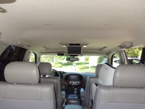 Used 2006 Toyota Sequoia Limited image 28