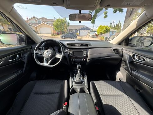 Used 2018 Nissan Rogue S w/ S Value Package FWD image 13