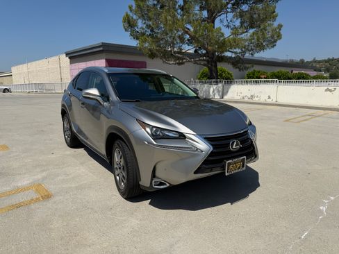 Used 2016 Lexus NX 200t FWD w/ Premium Package image 5