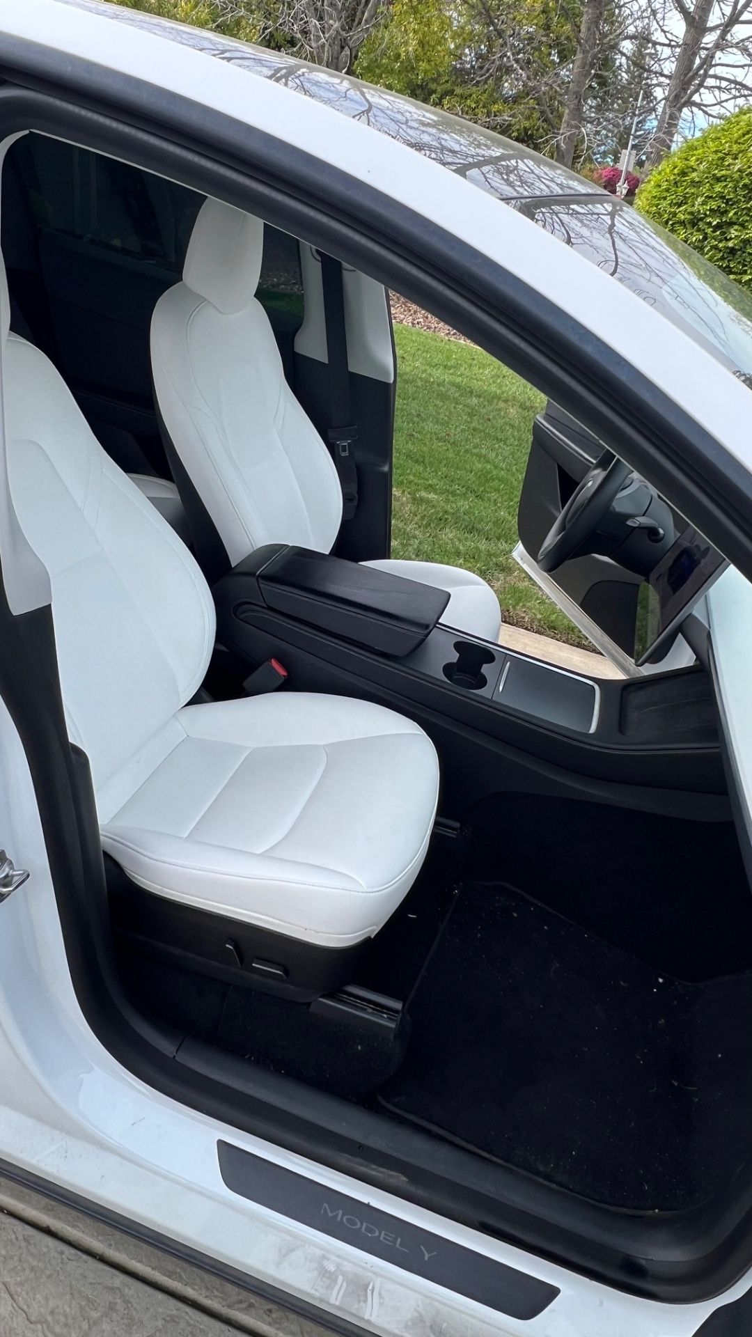 Used 2023 Tesla Model Y Long Range AWD/4WD image 8