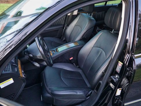 Used 2007 Mercedes-Benz E 550 Sedan image 17