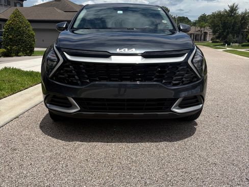 Used 2023 Kia Sportage EX FWD image 2
