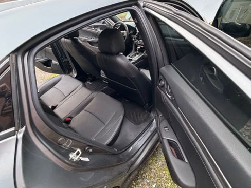 Used 2018 Honda Civic Sport Touring image 14