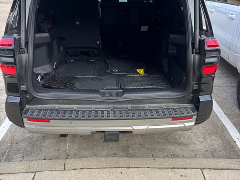 Used 2025 Toyota 4Runner Limited image 6