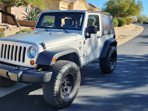 Used 2009 Jeep Wrangler X image 1