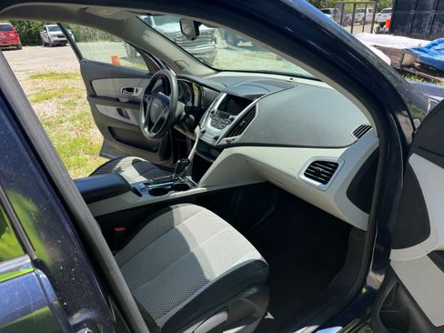 Used 2016 GMC Terrain SLE FWD image 1