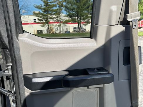 Used 2015 Ford F150 XL w/ Equipment Group 101A Mid image 25