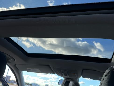 Used 2014 Mercedes-Benz ML 550 4MATIC image 6