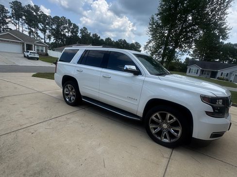 Used 2016 Chevrolet Tahoe LTZ AWD/4WD image 11