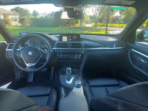 Used 2018 BMW 330i Sedan image 9