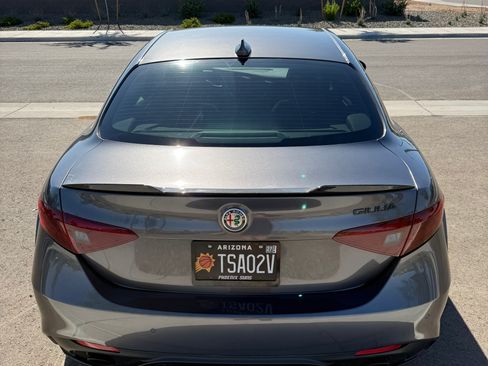 Used 2019 Alfa Romeo Giulia Ti image 8
