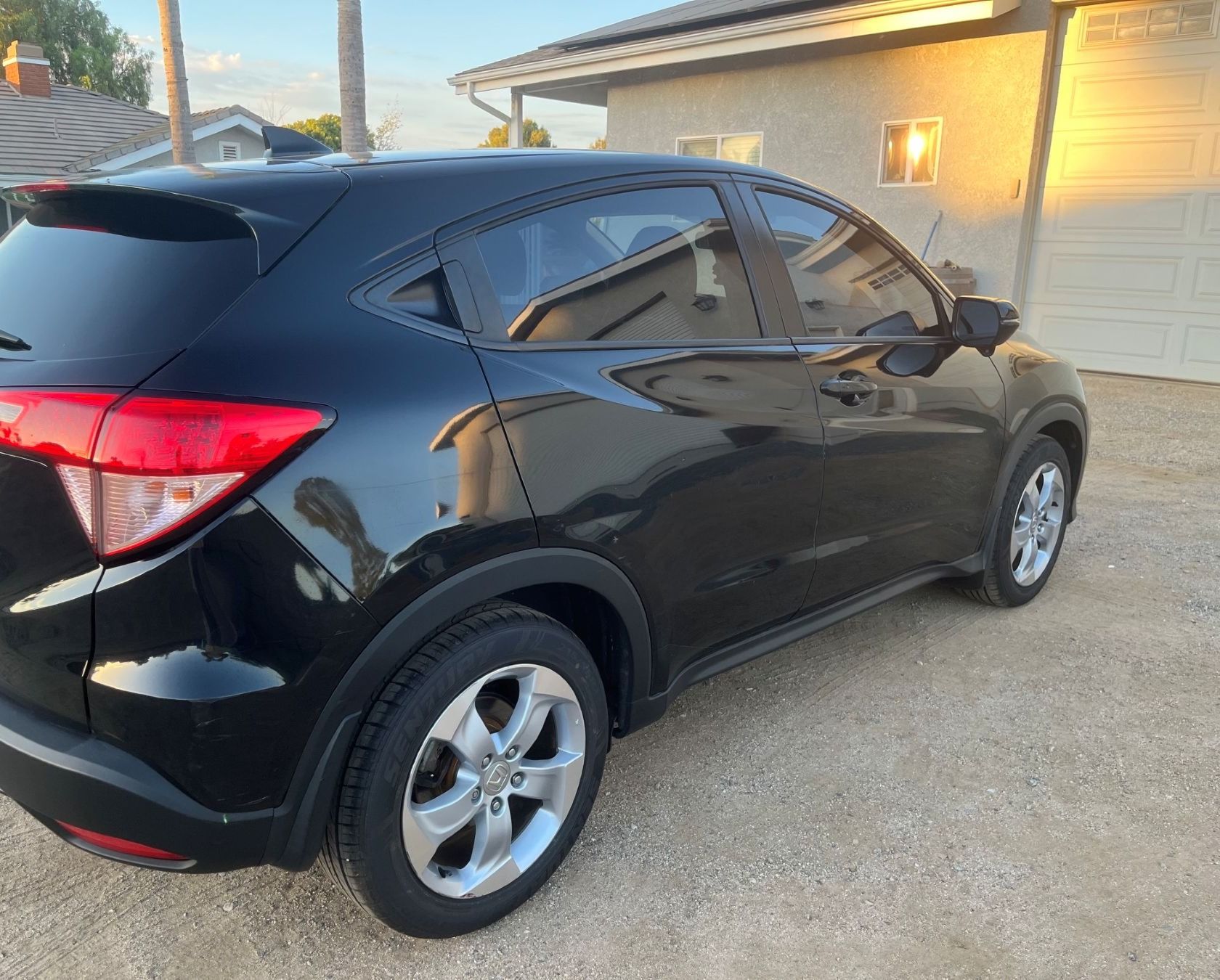 Used 2016 Honda HR-V EX image 9