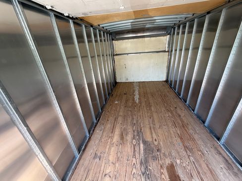 Used 2017 Chevrolet Express 3500 Extended RWD image 11
