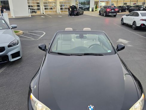 Used 2013 BMW 335i Convertible image 4