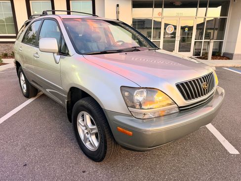 Used 1999 Lexus RX 300 FWD image 5