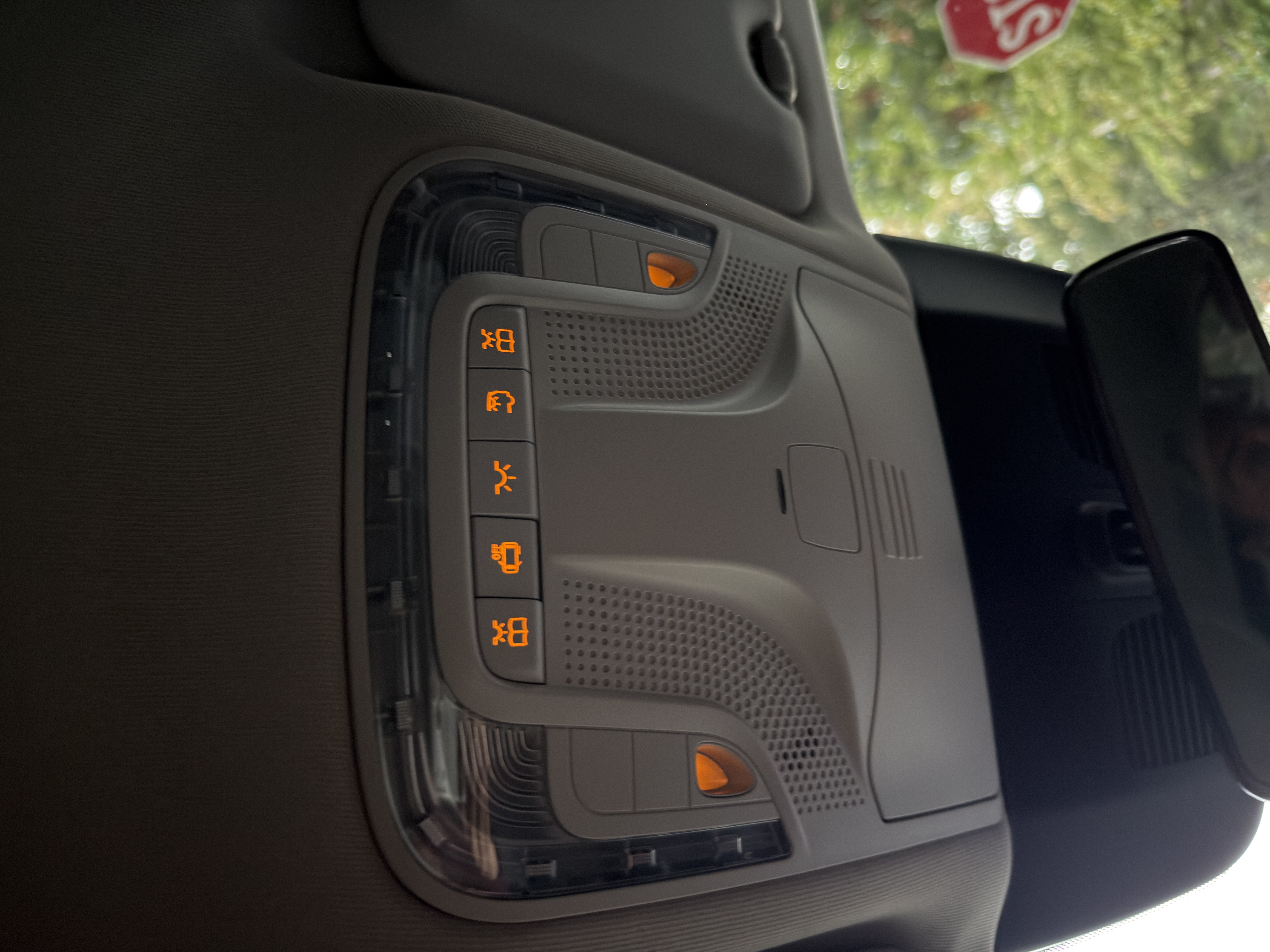 Used 2020 Mercedes-Benz Metris Passenger image 21