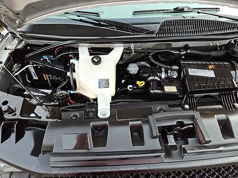 Used 2017 Chevrolet Express 2500 LS image 17