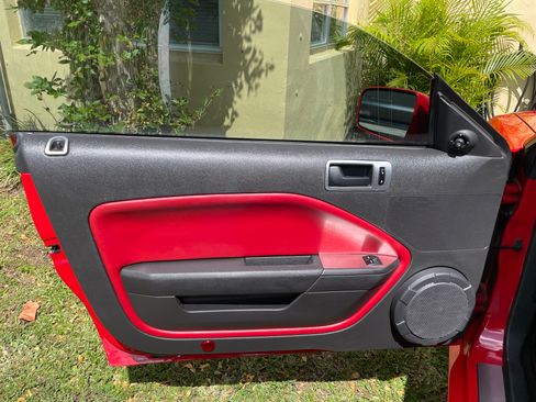 Used 2005 Ford Mustang GT image 21