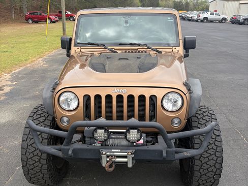 Used 2015 Jeep Wrangler Unlimited Sport w/ Quick Order Package 24S image 2