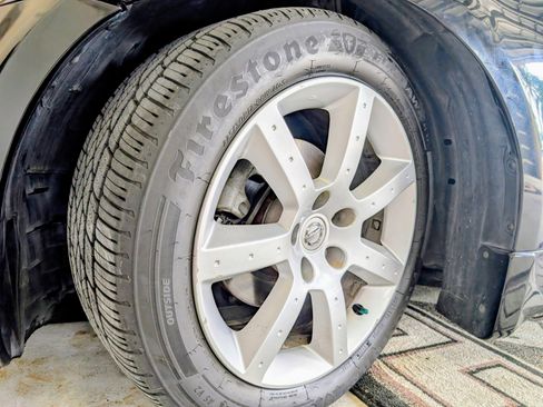 Used 2004 Nissan 350Z Touring image 10