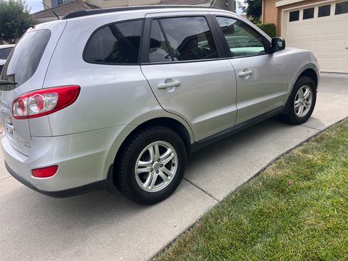 Used 2011 Hyundai Santa Fe GLS AWD/4WD image 6