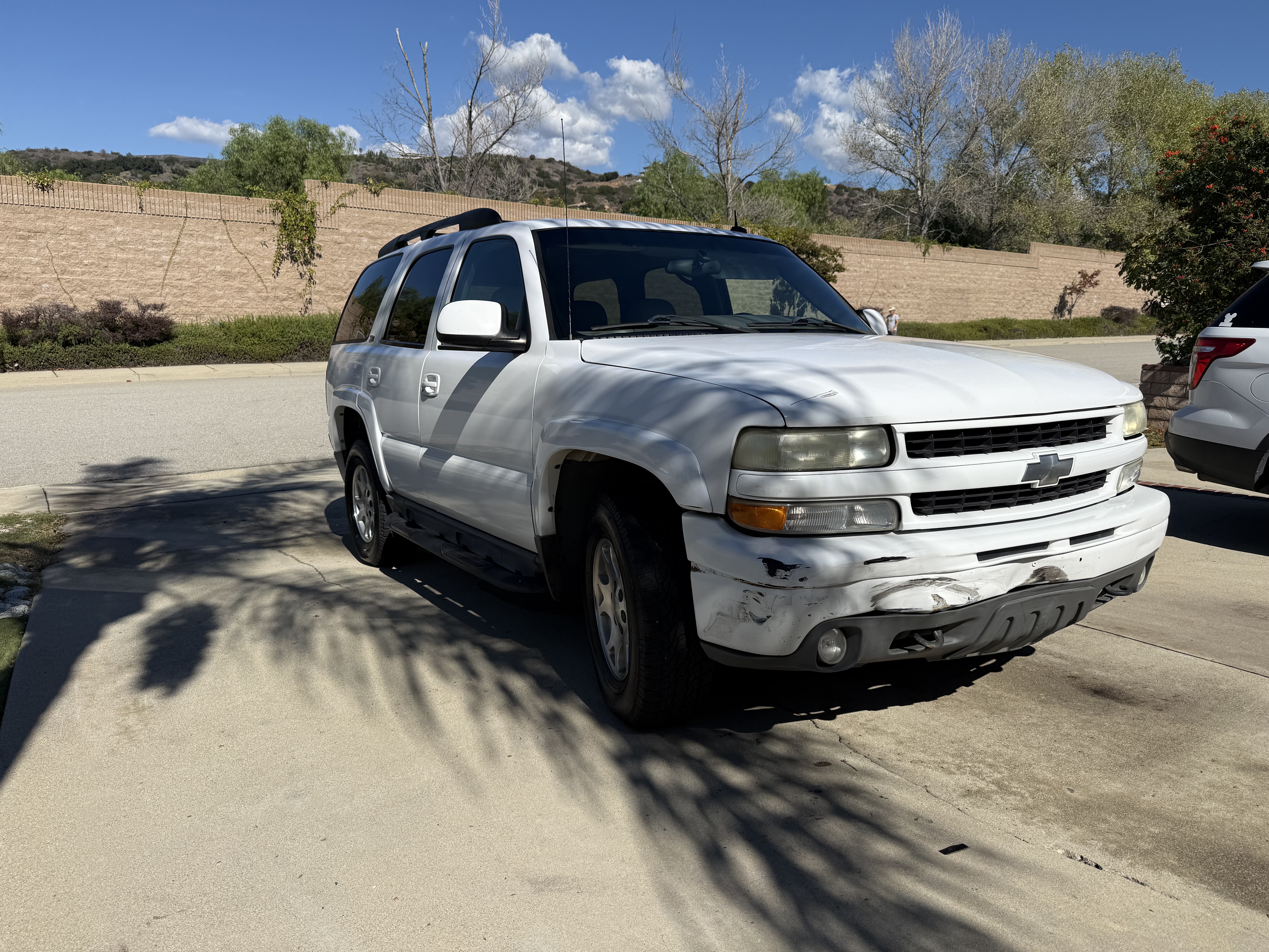 Used 2002 Chevrolet Tahoe Z71 AWD/4WD image 2