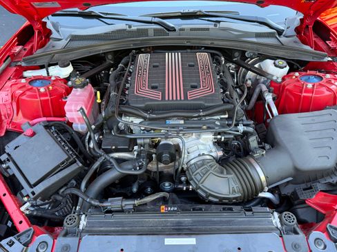 Used 2021 Chevrolet Camaro ZL1 RWD image 29