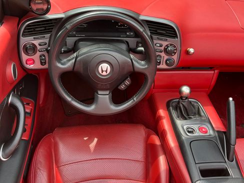 Used 2002 Honda S2000 image 8