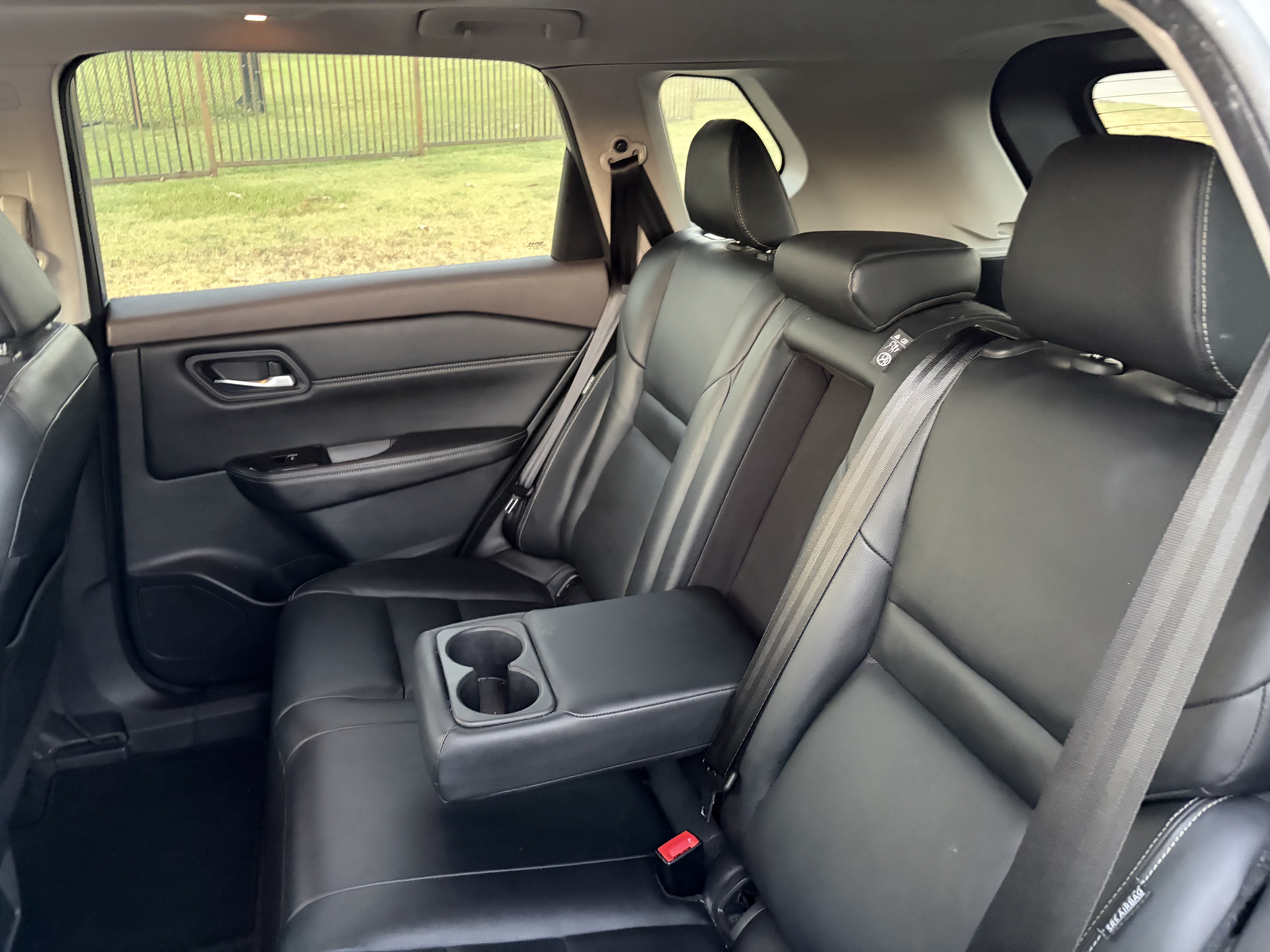 Used 2022 Nissan Rogue SL FWD image 16
