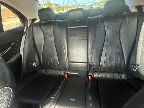 Used 2019 Mercedes-Benz E 300 image 12