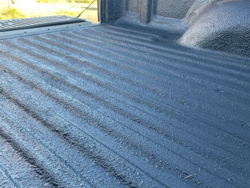 Used 2001 Toyota Tacoma Limited image 24