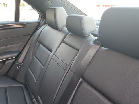 Used 2014 Mercedes-Benz E 350 Sedan image 10