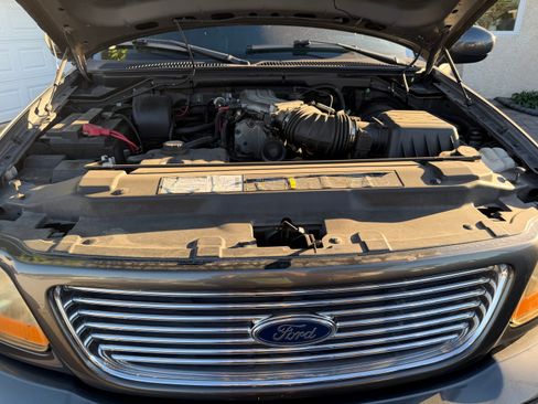 Used 2002 Ford F150 Harley-Davidson image 12