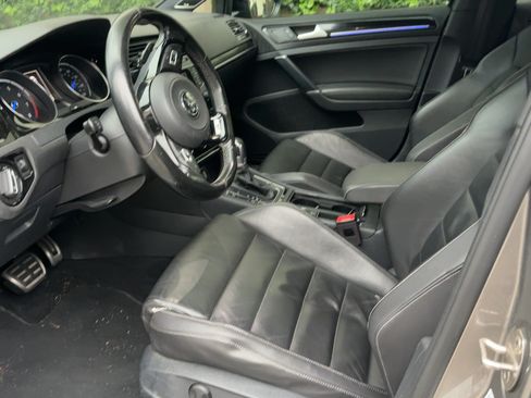 Used 2015 Volkswagen Golf R 4-Door image 6