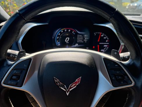 Used 2016 Chevrolet Corvette Stingray Coupe RWD image 13