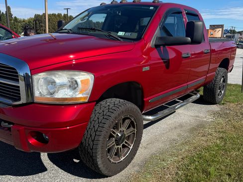 Used 2006 Dodge Ram 2500 Truck Laramie image 11