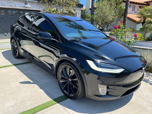 Used 2020 Tesla Model X Performance AWD/4WD image 9