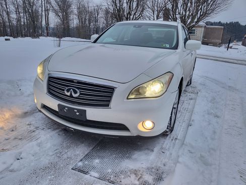 Used 2011 INFINITI M37 x w/ Premium Pkg image 5