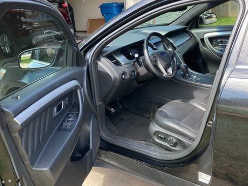 Used 2013 Ford Taurus SEL FWD image 6