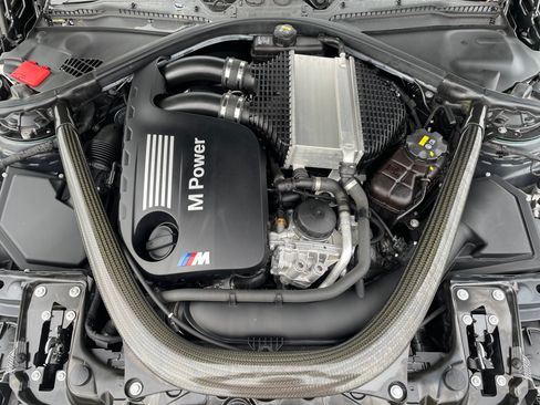 Used 2015 BMW M4 Coupe 2D image 18