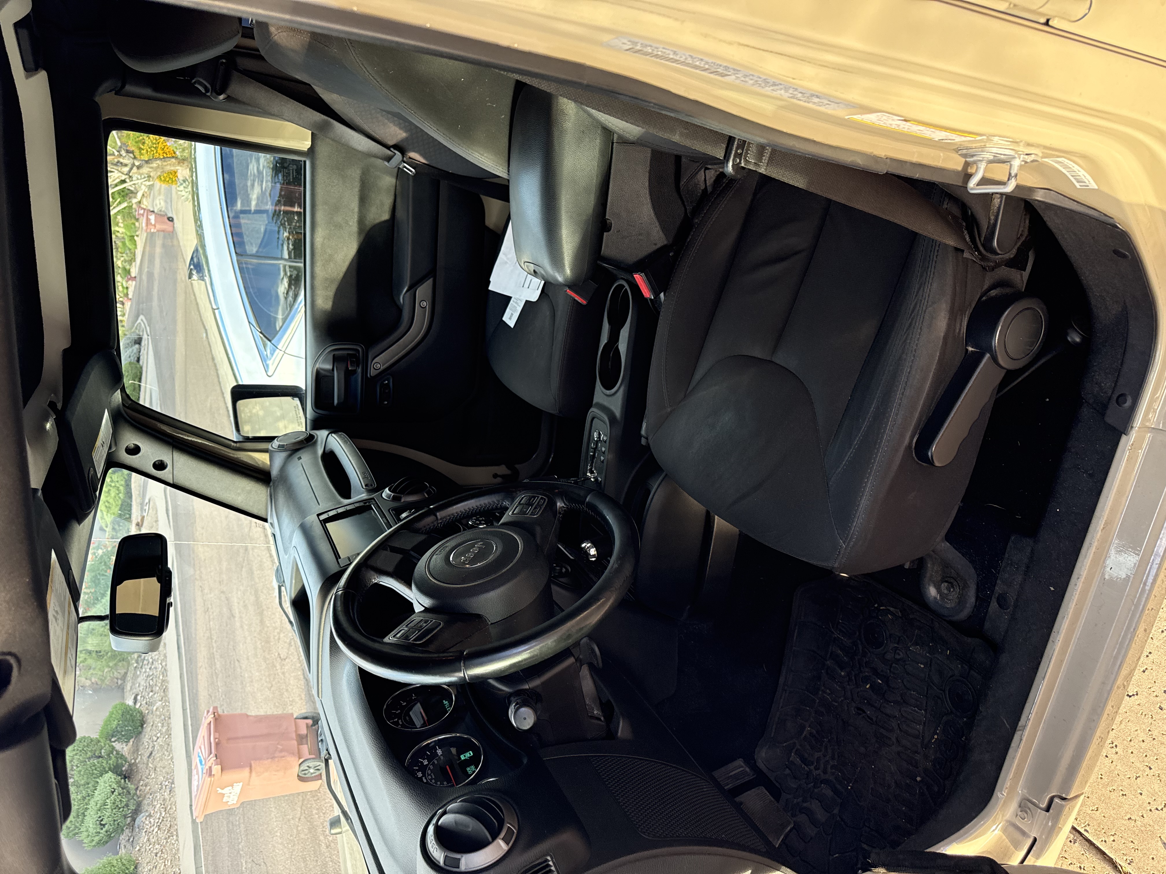 Used 2018 Jeep Wrangler Unlimited Sport S AWD/4WD image 14