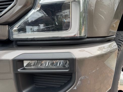 Used 2022 Ford F350 Limited image 16