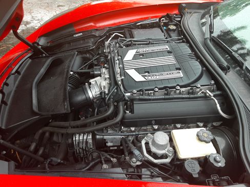 Used 2015 Chevrolet Corvette Z06 image 10