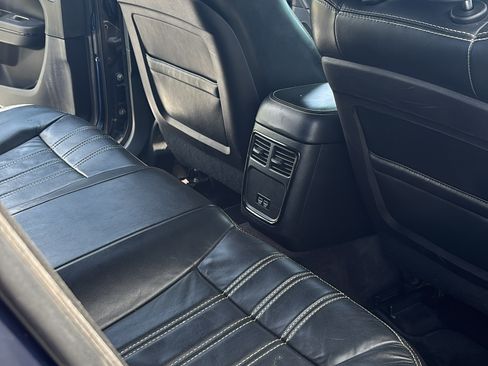 Used 2016 Chrysler 300 S RWD image 11