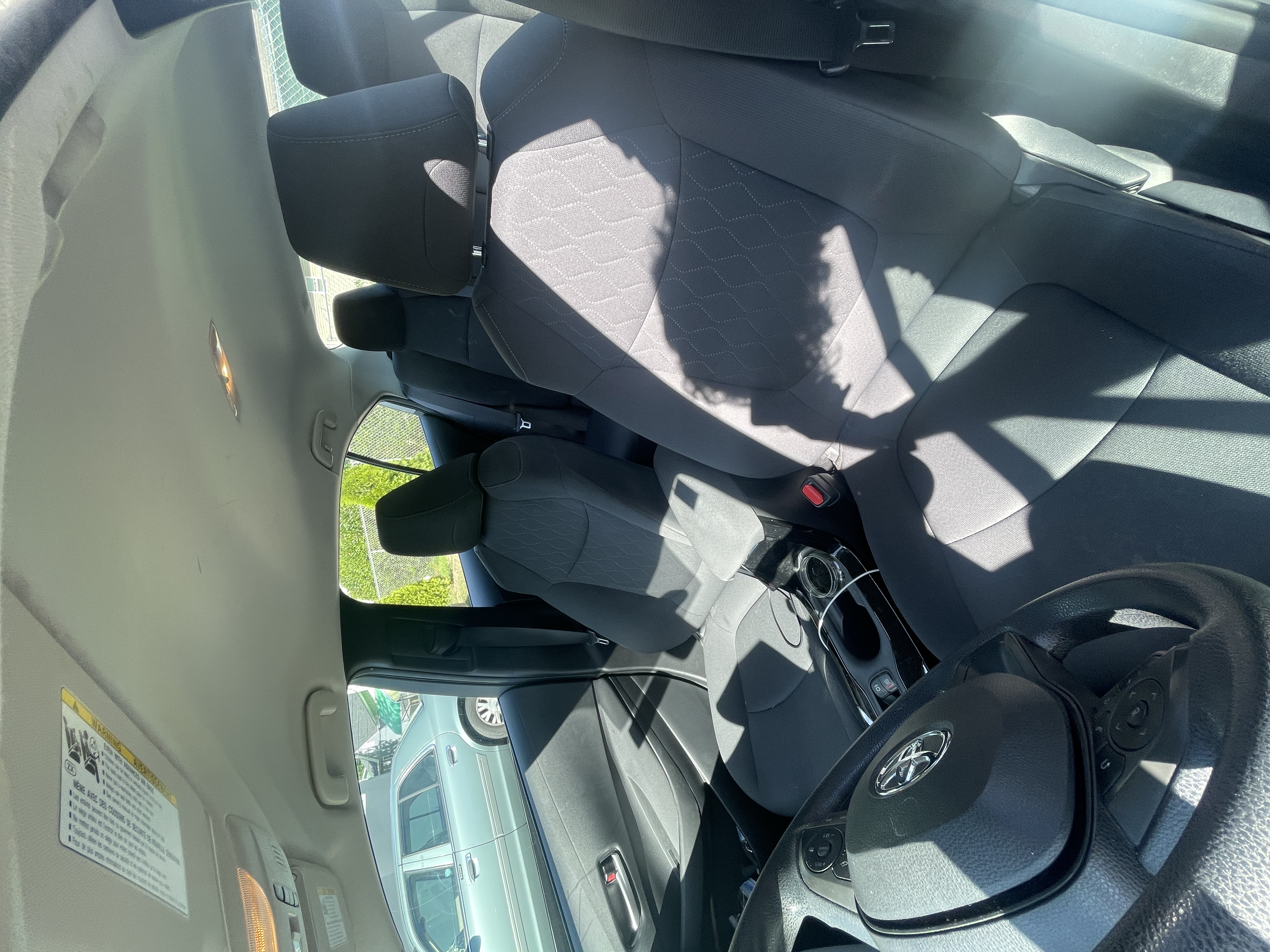 Used 2021 Toyota Corolla LE w/ Carpet Mat Package (TMS) FWD image 14