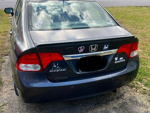 Used 2010 Honda Civic Hybrid Sedan image 5