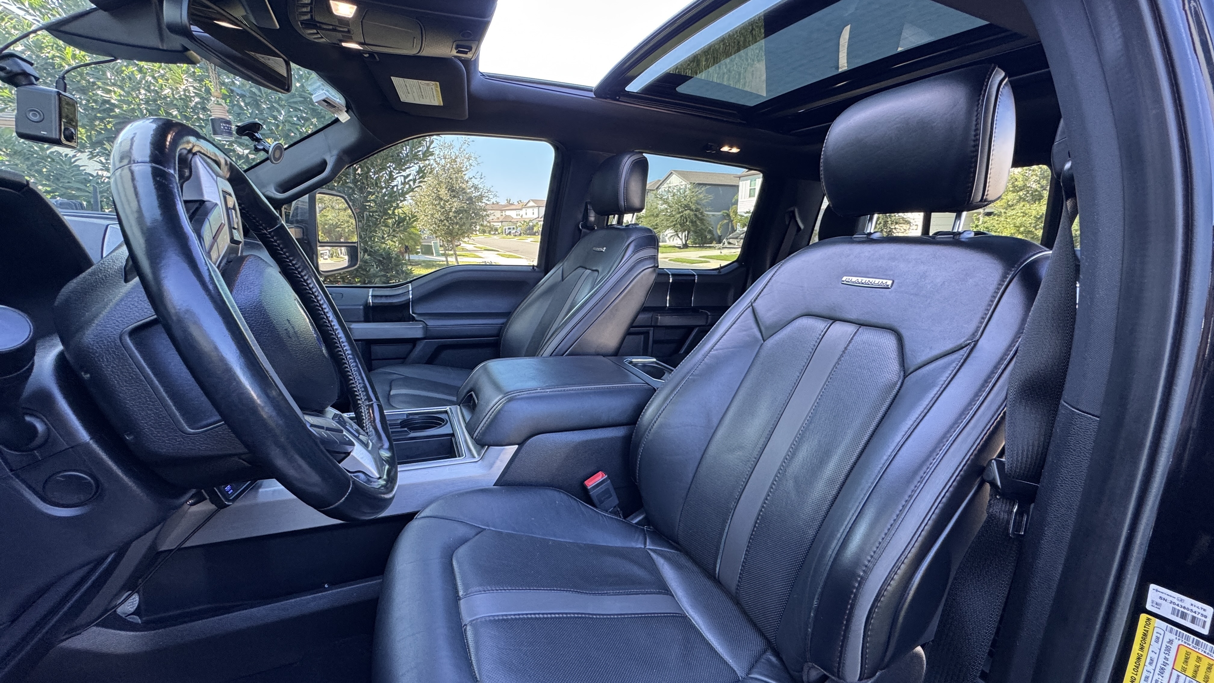 Used 2019 Ford F350 4x4 Crew Cab DRW Super Duty image 22